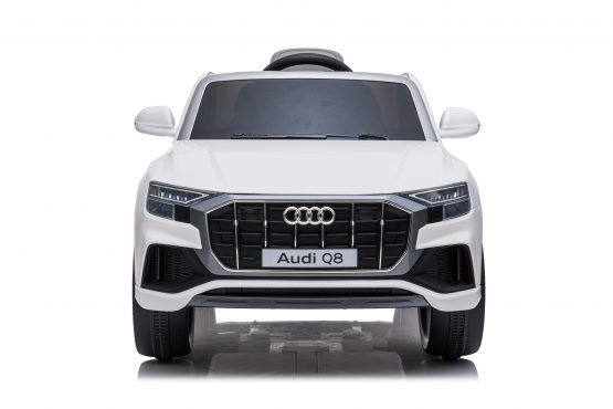 Електрическа кола AUDI Q8 Бяла